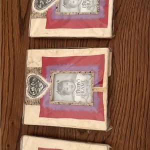 3 small picture frames